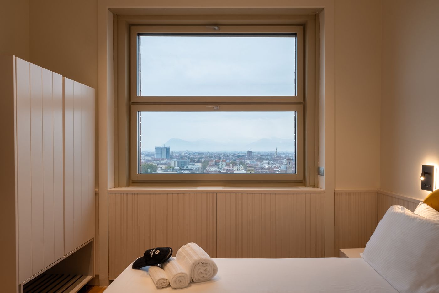 Luxury Apartment with balcony