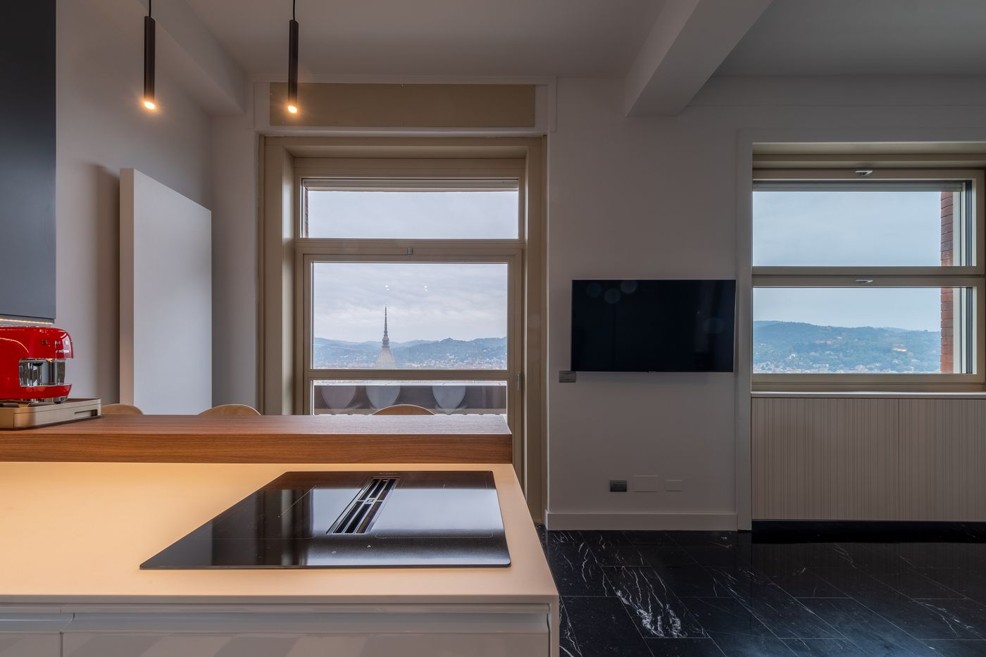 Luxury Apartment with balcony